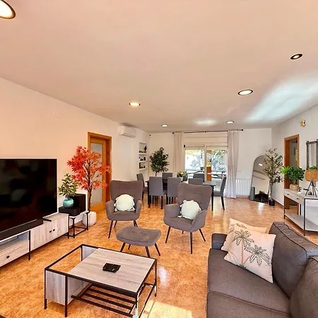 Villa W Pool In H14 *