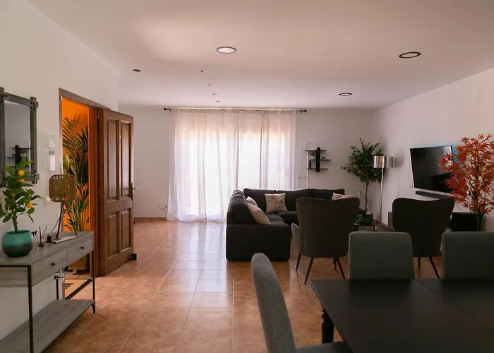 W Pool In H14 Villa