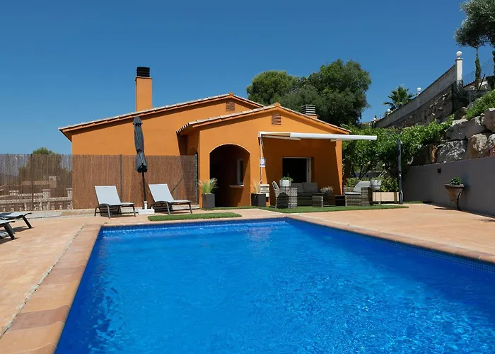 W Pool In H14 * Begur