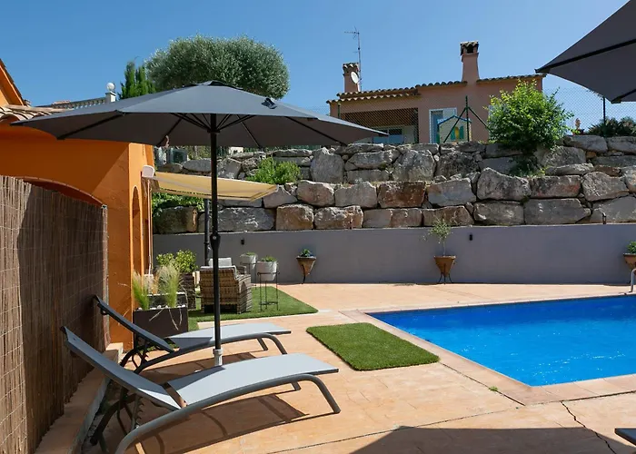 W Pool In H14 Begur