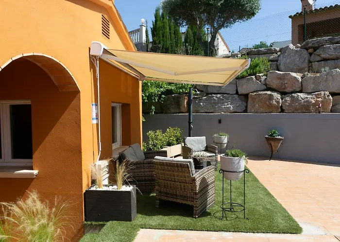 W Pool In H14 * Begur