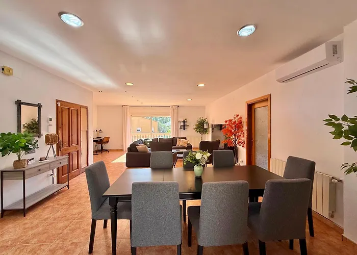 W Pool In H14 Villa