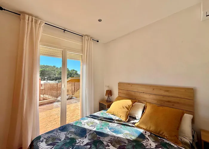 W Pool In H14 * Begur